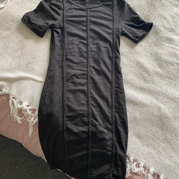 PLT black shape dress, size EXTRA SMALL - Picture 3 of 4